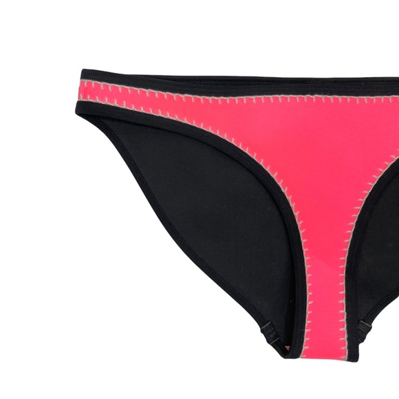 Triangl Farrah Neoprene Mix Match Bikini Set and Bag - Picture 11 of 16